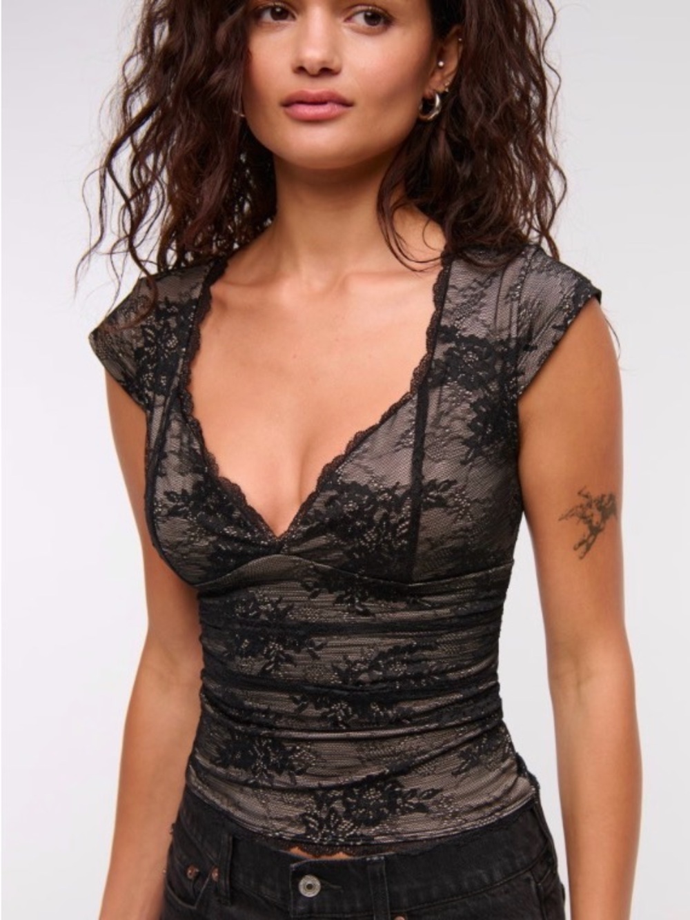 Abercrombie & Fitch Bra Free Lace Top size large nwt